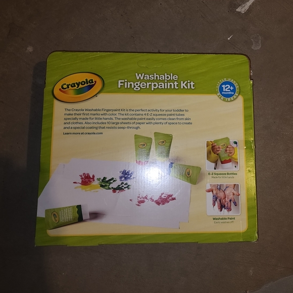 New In Box Crayola Stage 1 Washable Fingerpaint Paint KIT Set 4 TUBES & 10 PAGES - Picture 3 of 7